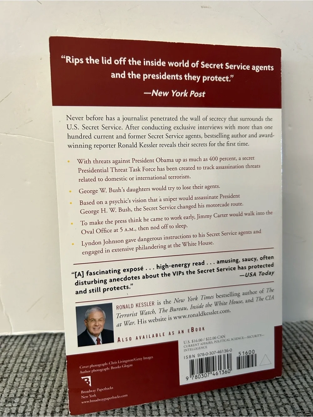 In The President's Secret Service by Ronald Kessler - paperback book